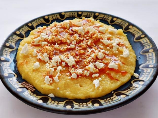 Качамак от царевичен грис